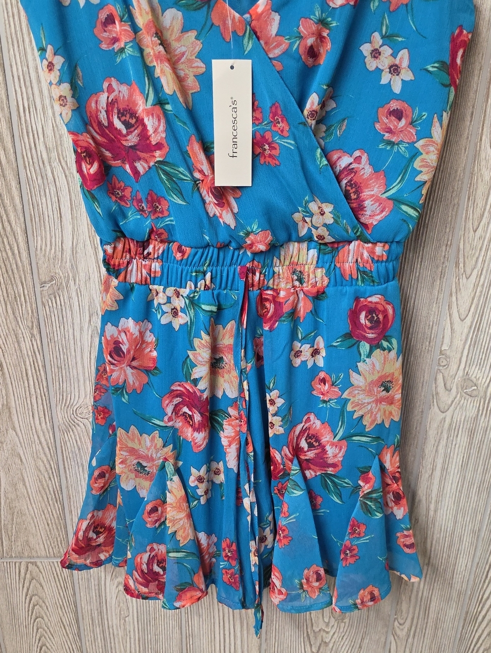 Francescas Mi Ami Faux Wrap Blue Floral Shorts Romper Womens Size XS NWT - Picture 3 of 13